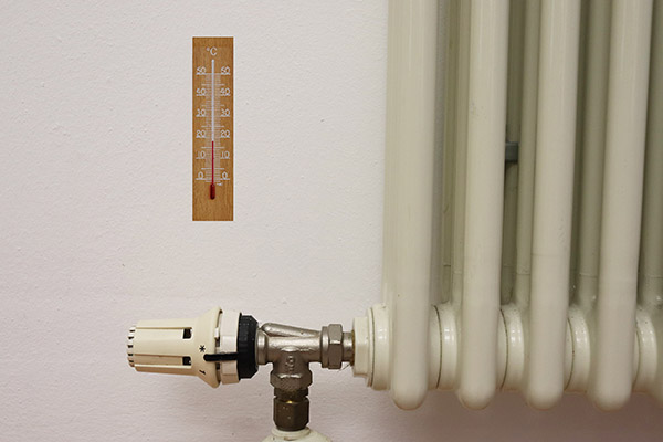 HAGA Naturkalk-Wand mit Heizkörper mit Thermometer 